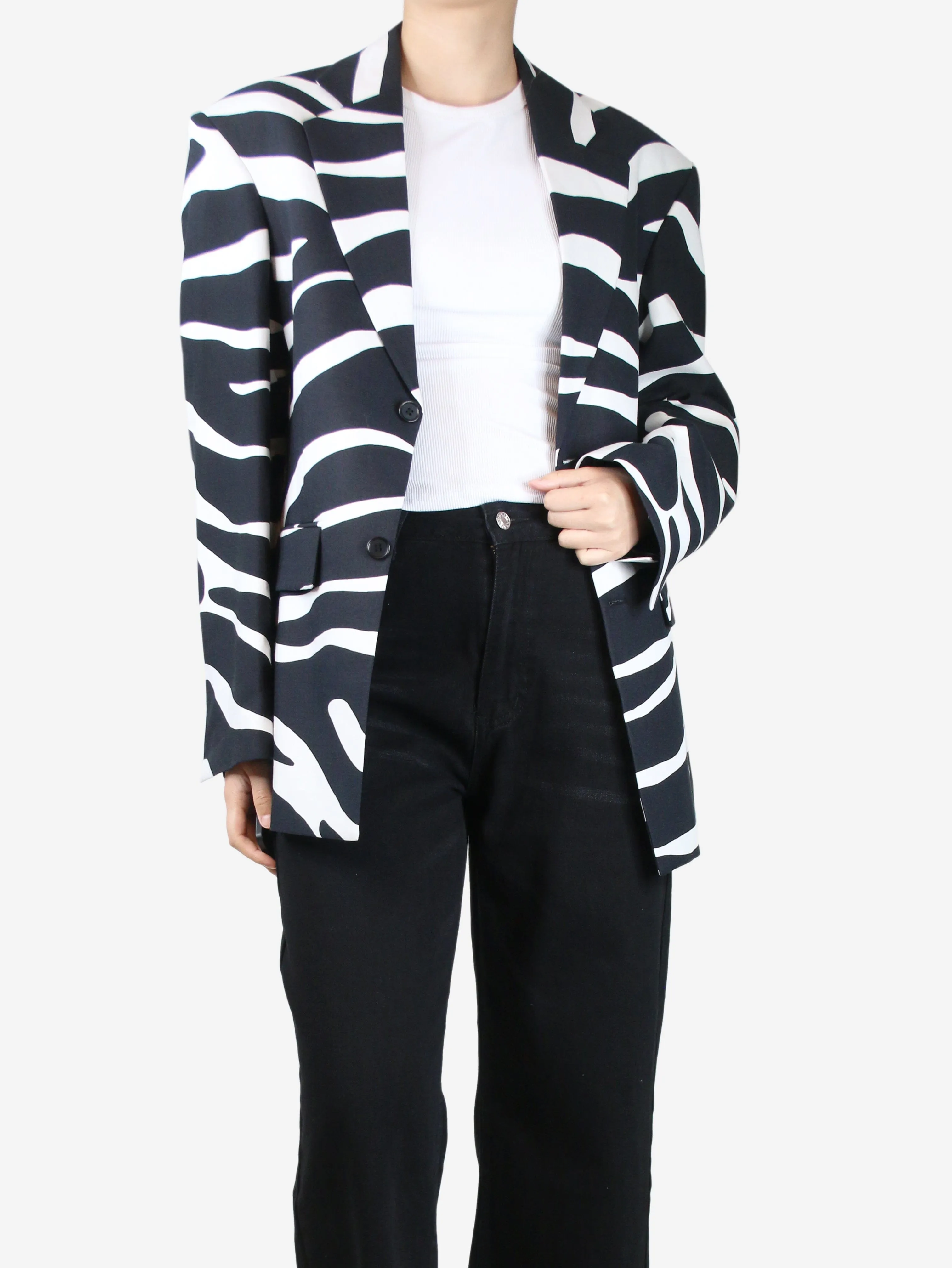 Black structured shoulders zebra blazer - size UK 8
