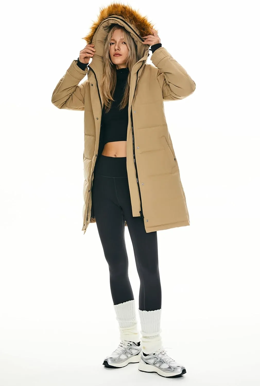 Orolay Women's Thickened Down Coat Long Puffer Jacket with Adjustable Hood Quilted Warm Winter Parka